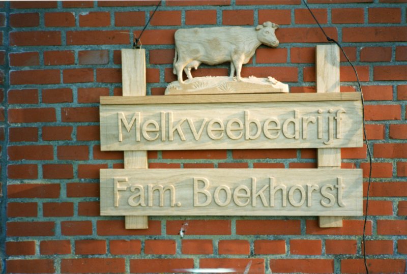 meubelbeeldhouwergerarddewit_melkveebedrijffamboekhorst.jpg